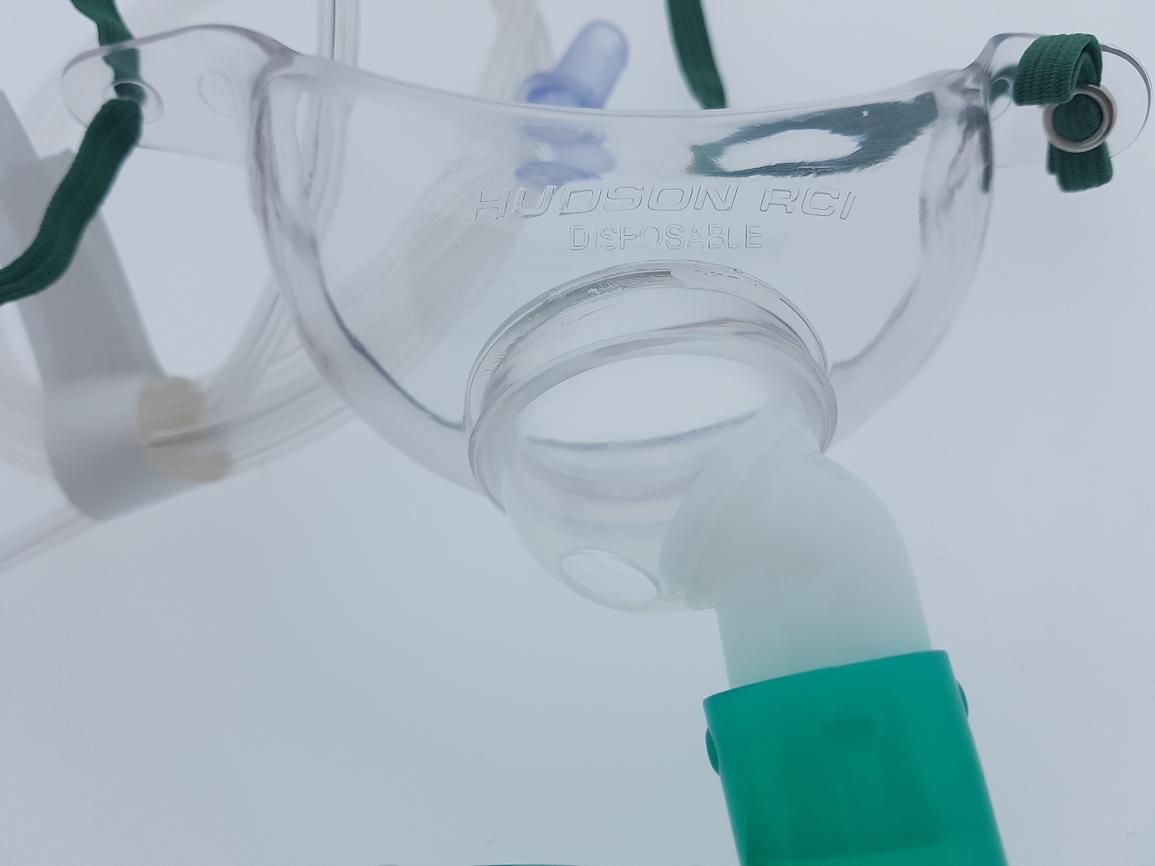 Tracheostomie, Vernevel Masker,Volwassenen, Intersurggical