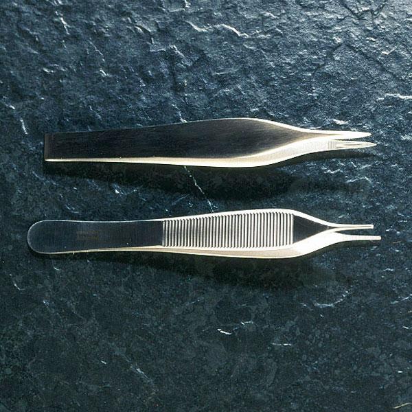 Pincet, Volgens Adson